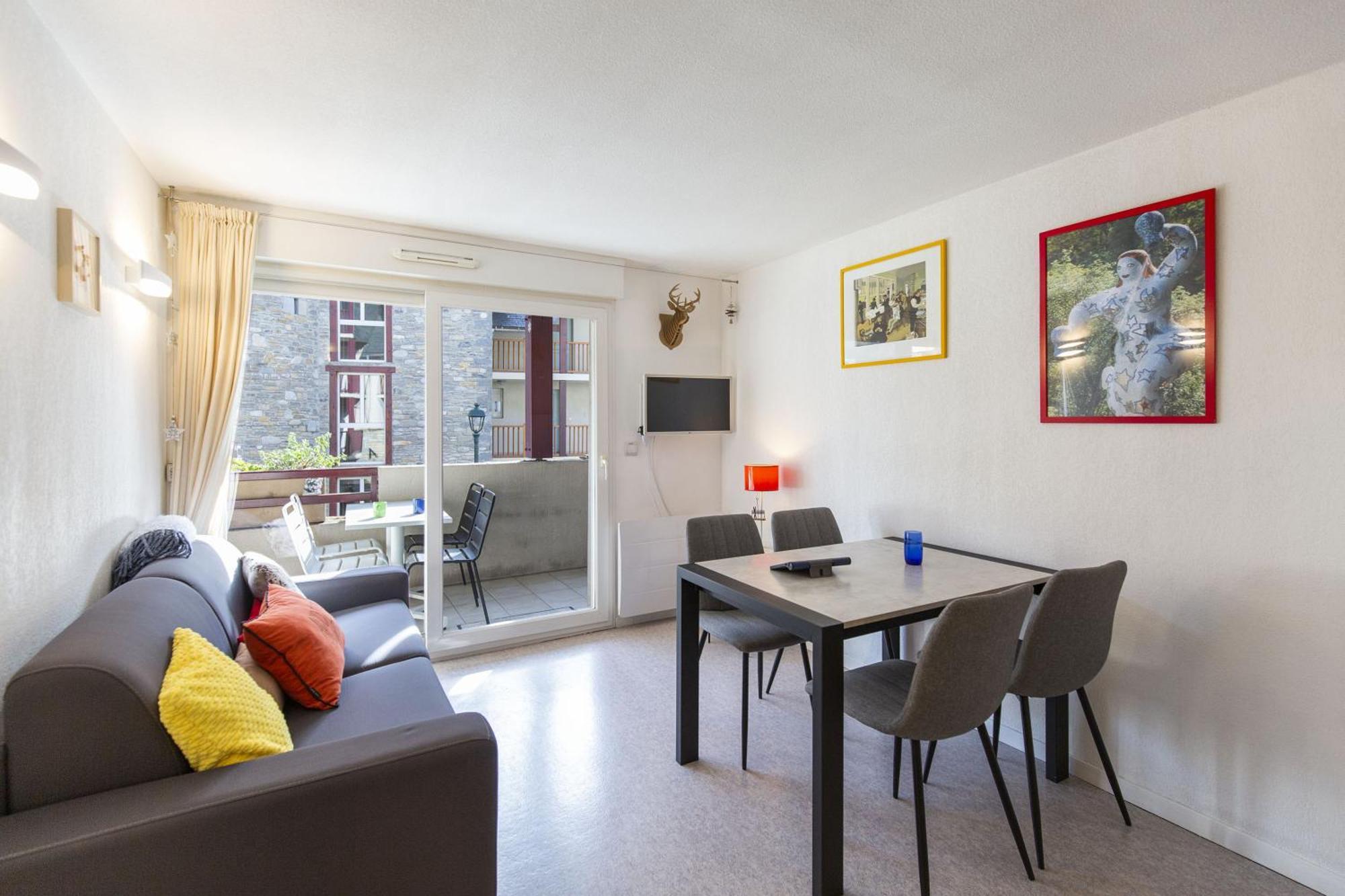 Appt 4 Pers Tout Equipe, Hypercentre Village, Fibre, Garage, Linge Fourni Saint-Lary-Soulan Exterior photo